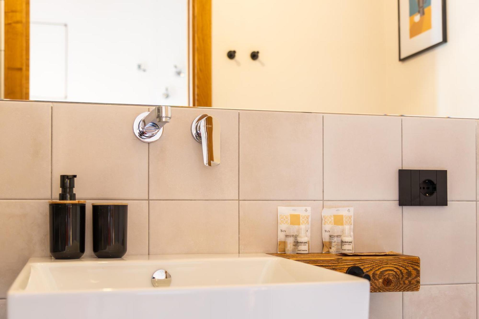 Iknos Accommodation ตอร์โตลี ภายนอก รูปภาพ